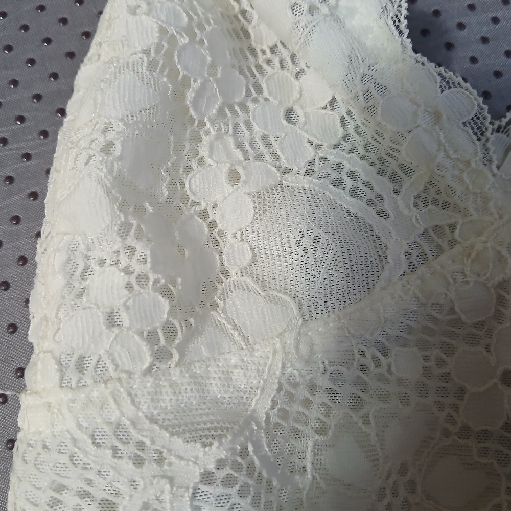 Free People Intimately Lace Halter Bralette Size Large Ivory Festival Floral - Picture 3 of 5